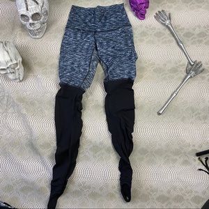 Lululemon grey black stirrup leggings
